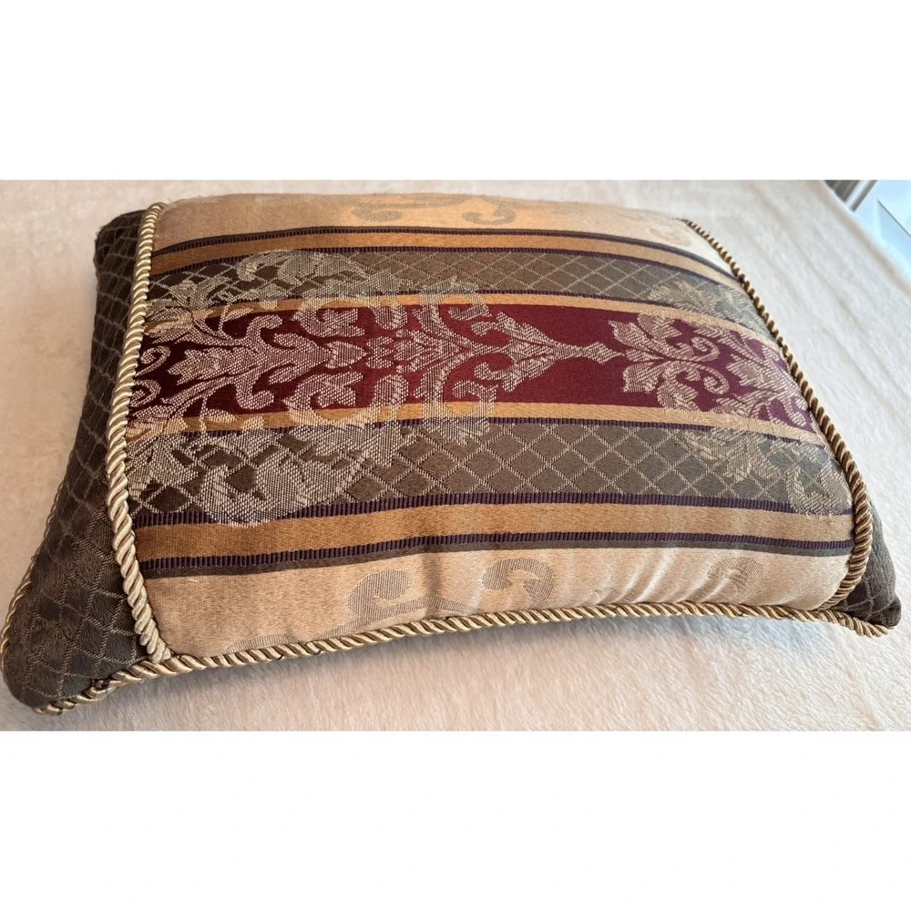 Vtg Croscill Dover Manor Townhouse Decorative Pillow Gold Green Burgundy 15x11